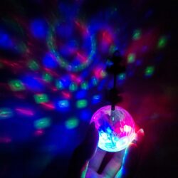 Akumulatorska leteča disko krogla LED RGB