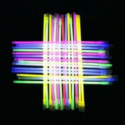 Fluorescentne svetleče palčke za zapestnice 20cm MIX 100kos 24 Fluorescentne svetleče palčke za zapestnice 20cm MIX 100kos