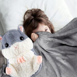 2v1 otroška plišasta igrača hrček 50cm in odeja 160x110cm siva